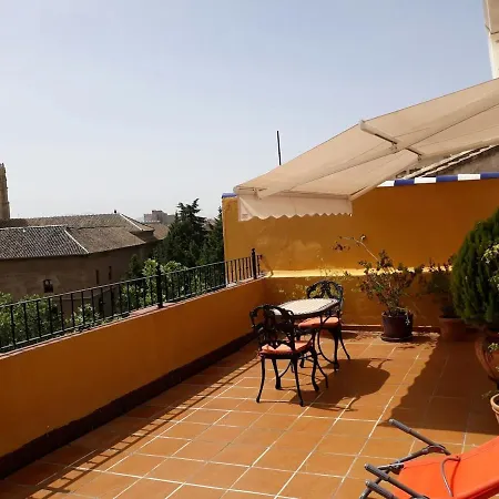 Atico Soleado Con Terraza Y Vistas דירה גרנדה